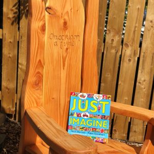 photo garden Story telling chair